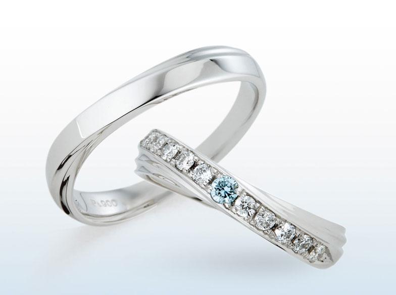 スイートブルーダイヤモンド結婚指輪　LB00084/LB00085